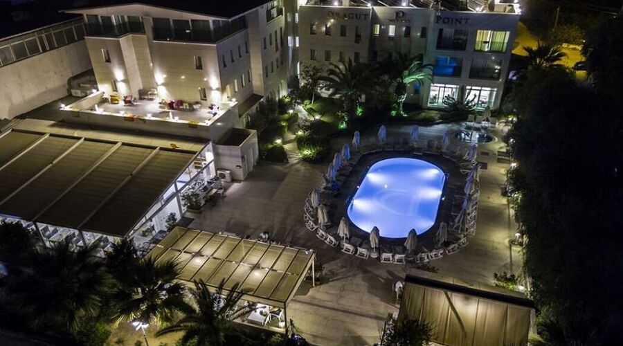 Dragut Point North Hotel  3*