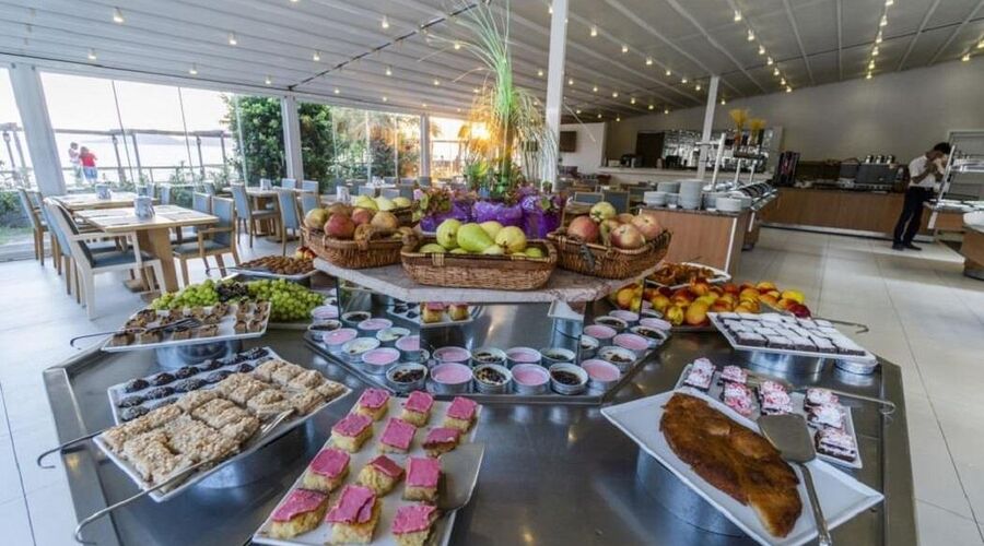 Dragut Point North Hotel  3*