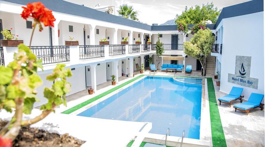 Blue Bay Beach Hotel 3*