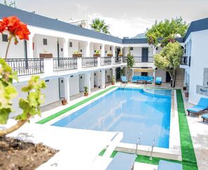 Blue Bay Beach Hotel 3*