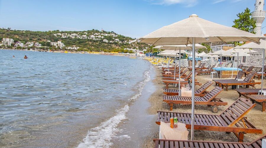 Blue Bay Beach Hotel 3*