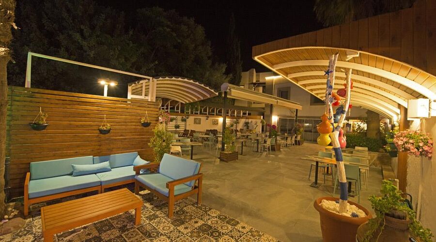 Blue Bay Beach Hotel 3*