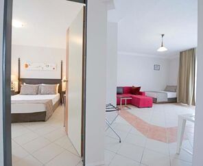 Smart Holiday Hotel Bodrum  4*