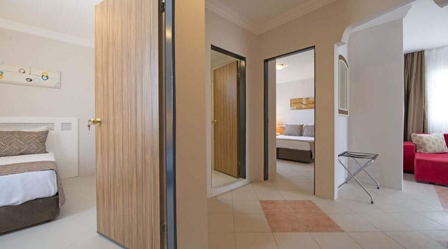 Smart Holiday Hotel Bodrum  4*