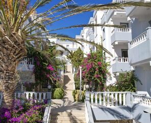 Smart Holiday Hotel Bodrum  4*