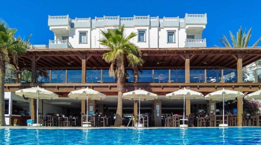 Smart Holiday Hotel Bodrum  4*