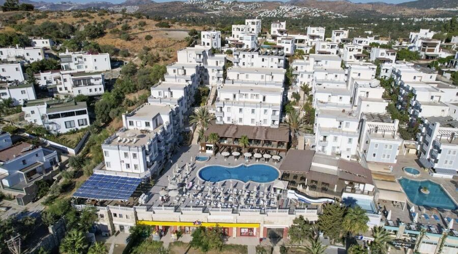 Smart Holiday Hotel Bodrum  4*