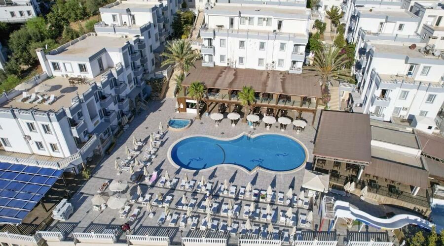 Smart Holiday Hotel Bodrum  4*