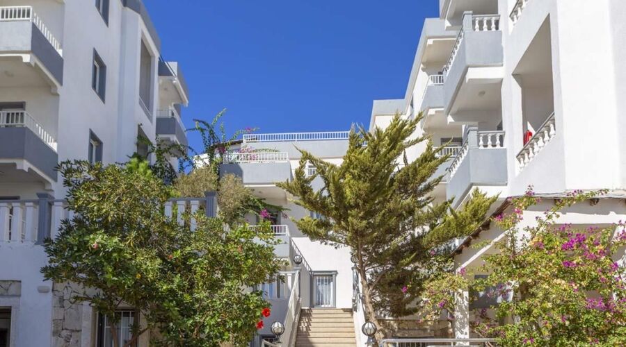 Smart Holiday Hotel Bodrum  4*