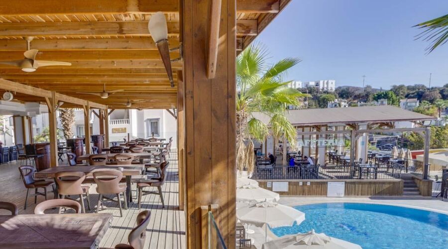Smart Holiday Hotel Bodrum  4*