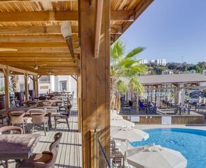 Smart Holiday Hotel Bodrum  4*