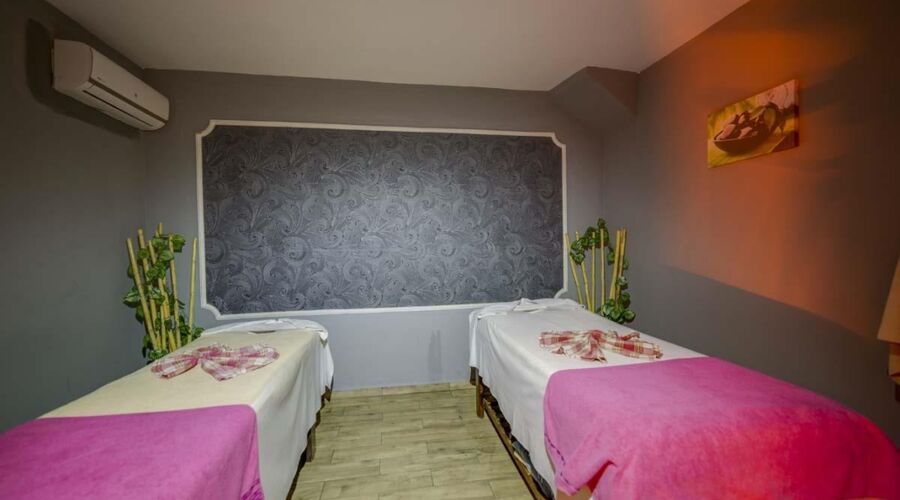 Smart Holiday Hotel Bodrum  4*