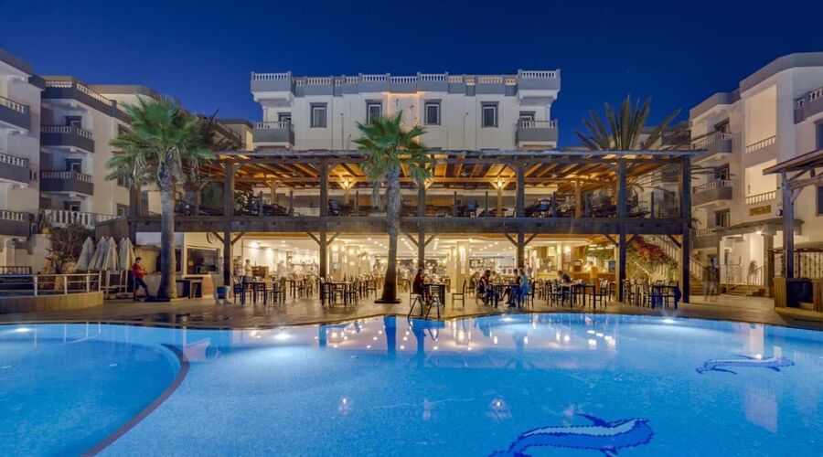 Smart Holiday Hotel Bodrum  4*