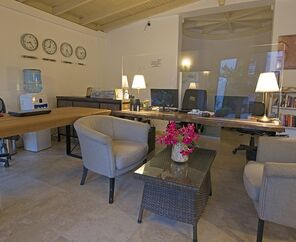 Costa Luvi Hotel & Suites  4*