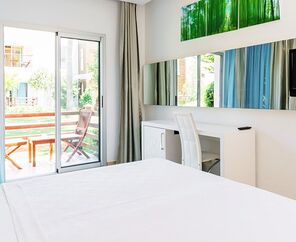 Costa Luvi Hotel & Suites  4*