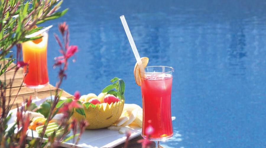Costa Luvi Hotel & Suites  4*