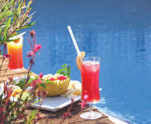Costa Luvi Hotel & Suites  4*
