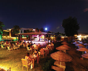 Costa Luvi Hotel & Suites  4*