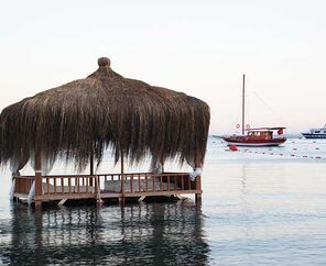 Costa Luvi Hotel & Suites  4*