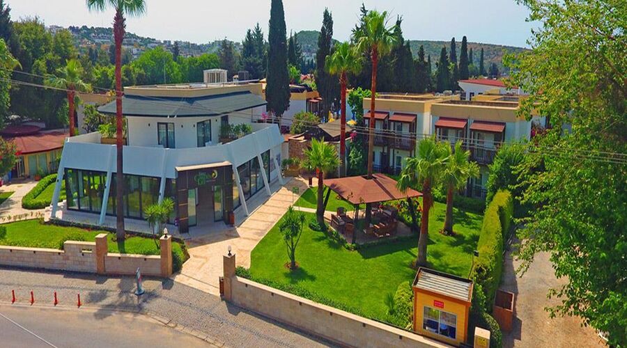 Bitez Garden Life Hotel & Suites  4*