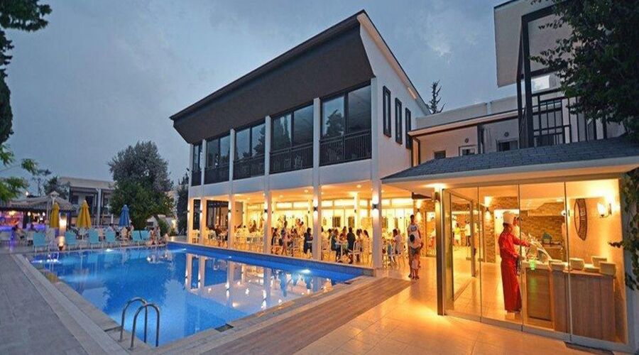 Bitez Garden Life Hotel & Suites  4*