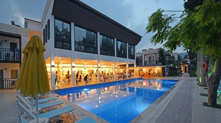 Bitez Garden Life Hotel & Suites  4*