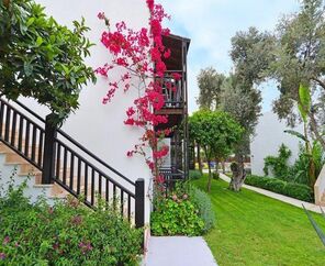 Bitez Garden Life Hotel & Suites  4*