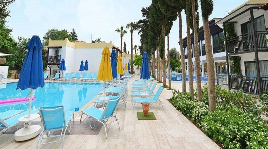 Bitez Garden Life Hotel & Suites  4*