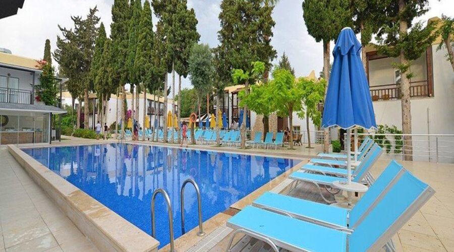 Bitez Garden Life Hotel & Suites  4*