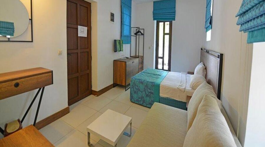 Bitez Garden Life Hotel & Suites  4*