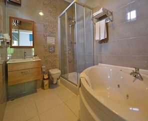 Bitez Garden Life Hotel & Suites  4*