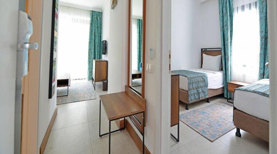 Bitez Garden Life Hotel & Suites  4*