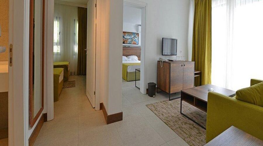 Bitez Garden Life Hotel & Suites  4*