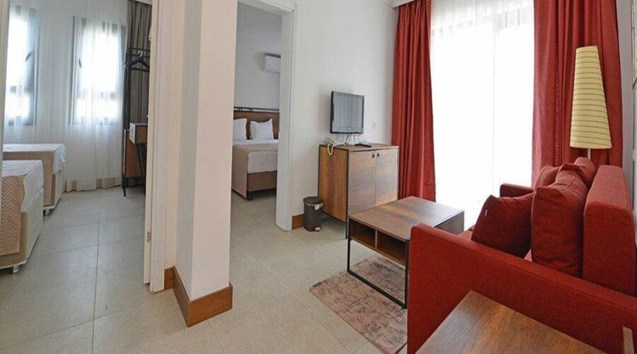 Bitez Garden Life Hotel & Suites  4*