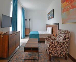Bitez Garden Life Hotel & Suites  4*