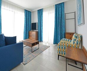 Bitez Garden Life Hotel & Suites  4*