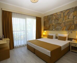 Trendlife Hotels Torba  5*