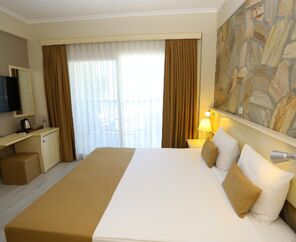 Trendlife Hotels Torba  5*
