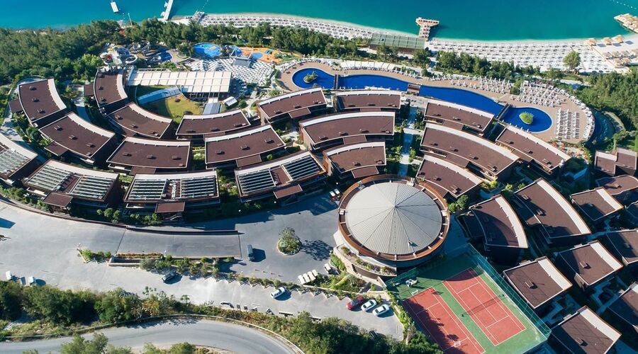 Titanic Luxury Collection Bodrum  5*