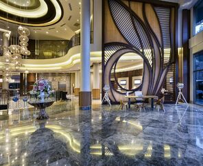 Titanic Luxury Collection Bodrum  5*