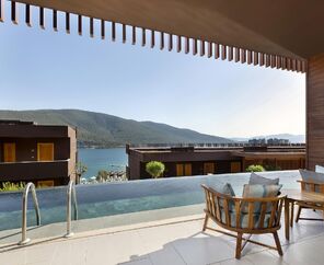 Titanic Luxury Collection Bodrum  5*