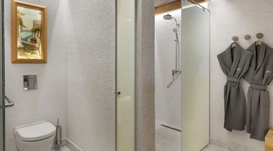 Titanic Luxury Collection Bodrum  5*