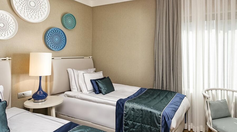 Titanic Luxury Collection Bodrum  5*