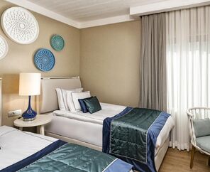 Titanic Luxury Collection Bodrum  5*