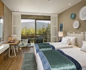 Titanic Luxury Collection Bodrum  5*