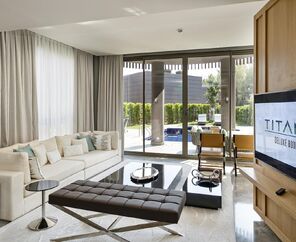 Titanic Luxury Collection Bodrum  5*