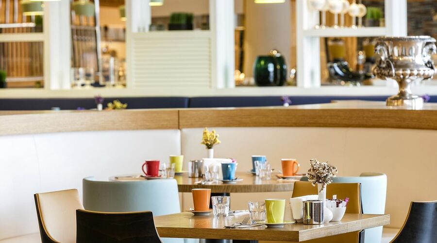 Titanic Luxury Collection Bodrum  5*