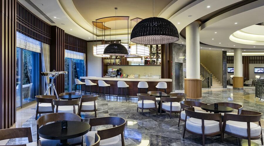 Titanic Luxury Collection Bodrum  5*