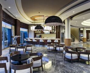 Titanic Luxury Collection Bodrum  5*