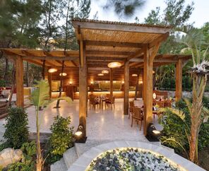 Titanic Luxury Collection Bodrum  5*